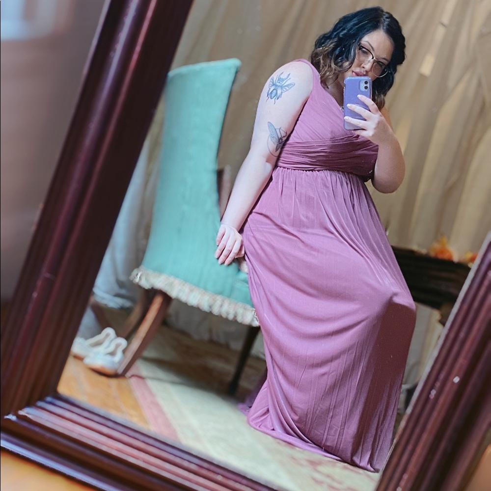 David’s Bridal Formal Dress (F15933 in Chianti)